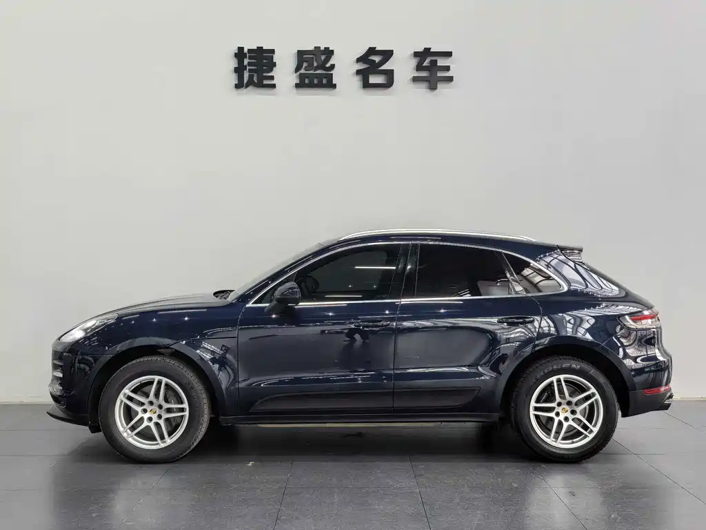 Porsche Macan — миниатюра 5