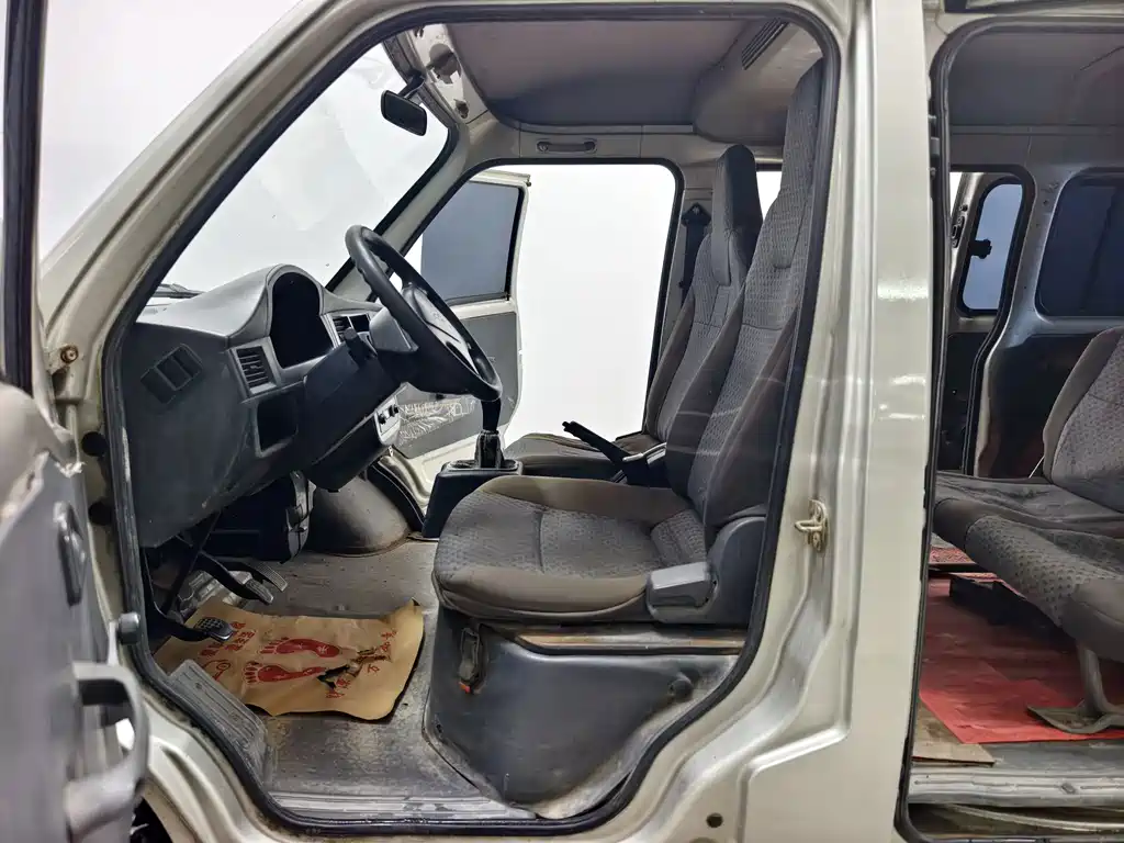 Wuling Zhiguang — миниатюра 12