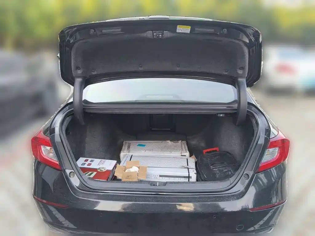 Honda Accord — миниатюра 10