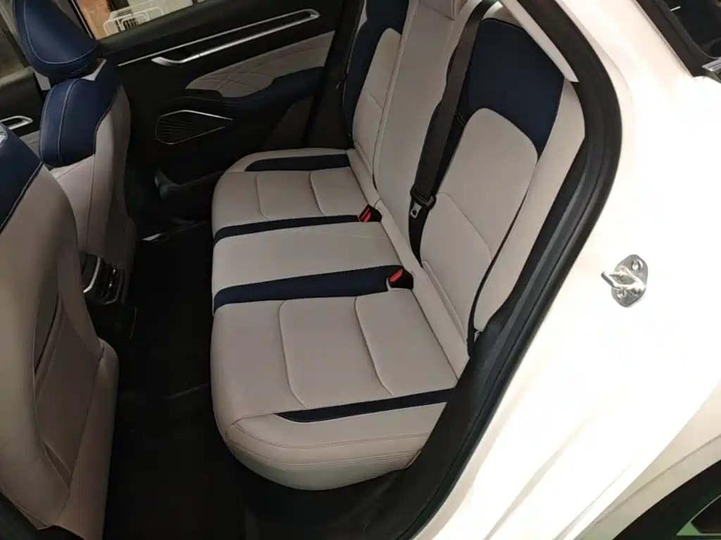 Geely Emgrand — миниатюра 17