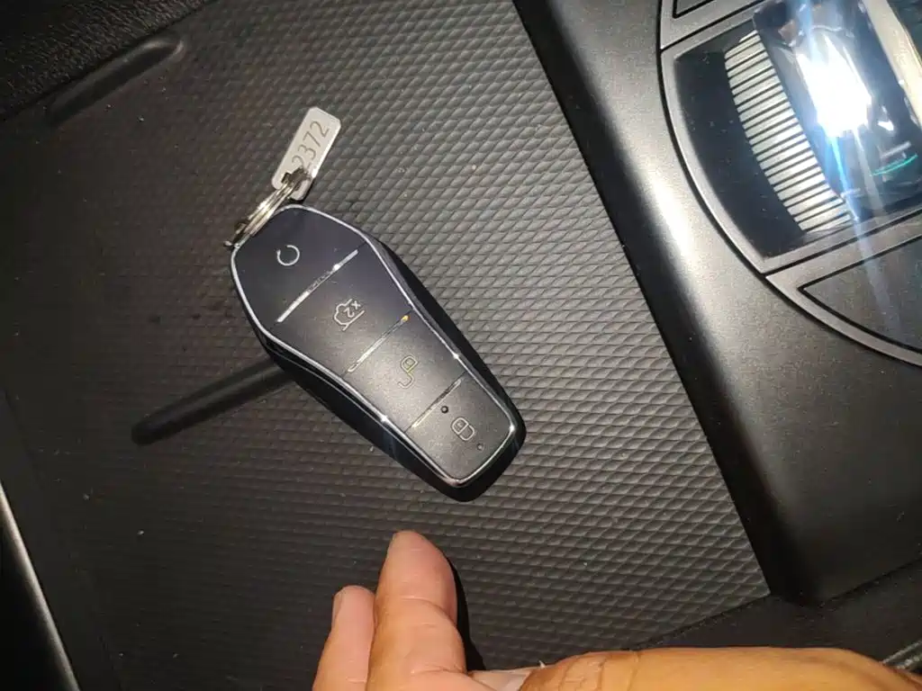 BYD Seal 05 DM-i — миниатюра 9