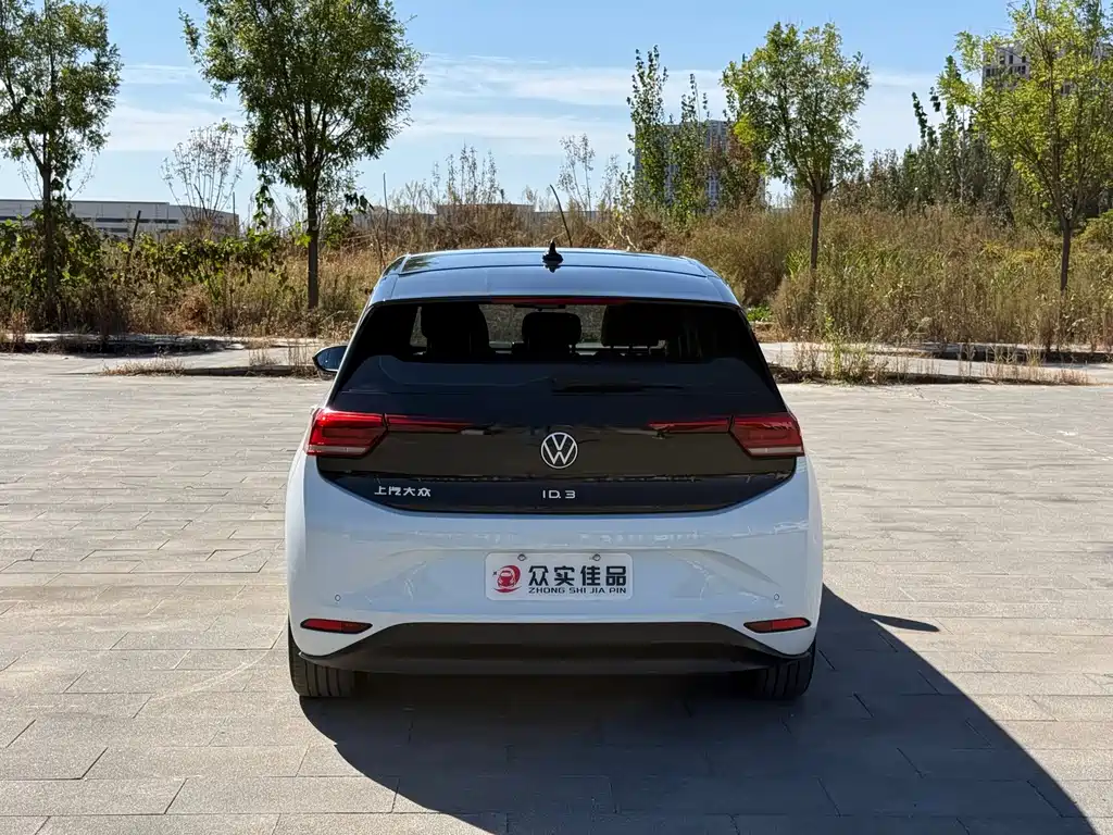 Volkswagen ID.3 — миниатюра 5