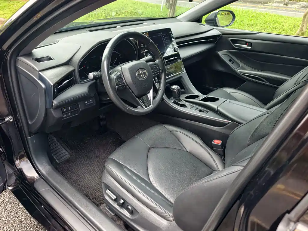 Toyota Avalon — миниатюра 10
