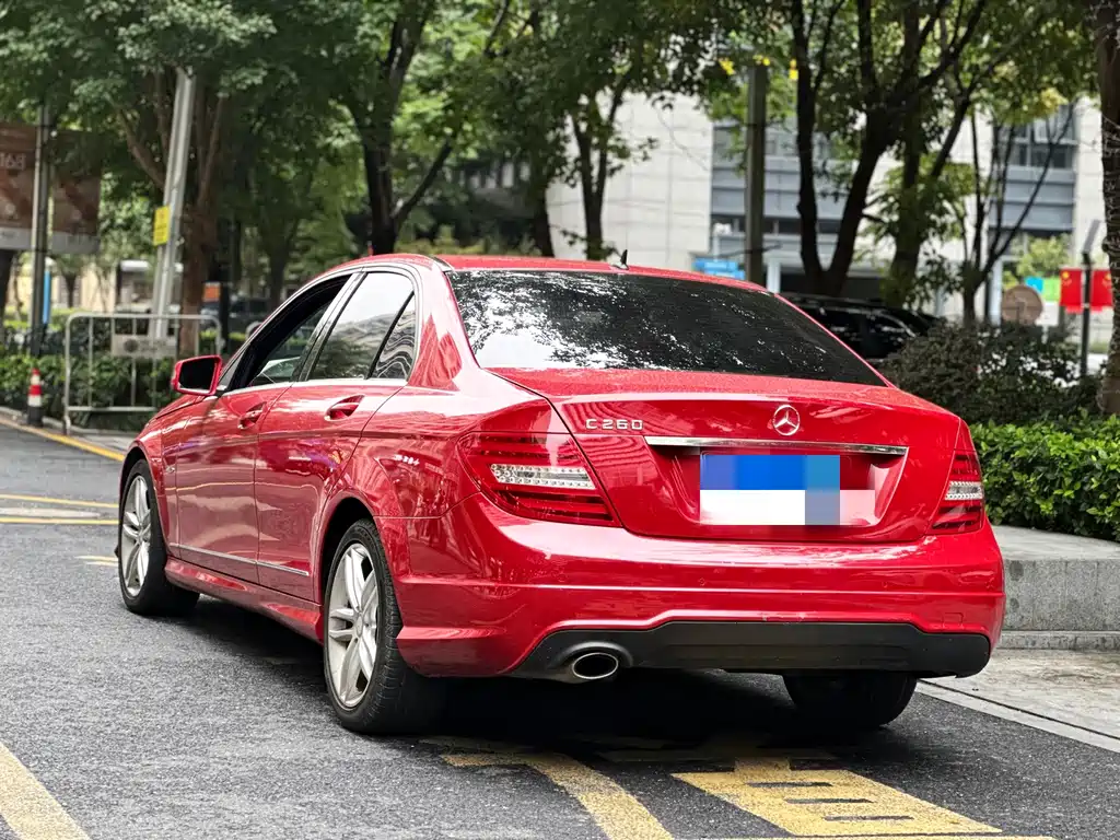 Mercedes-Benz C-Class — миниатюра 4
