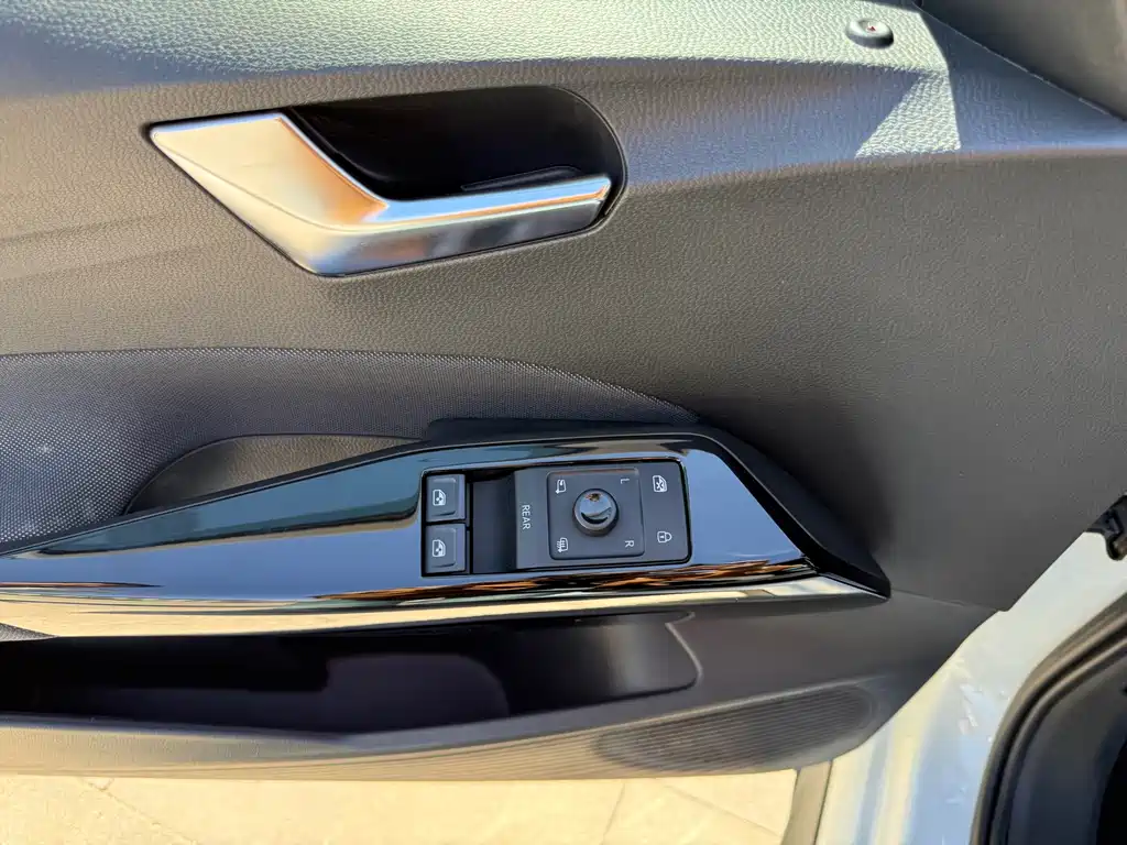 Volkswagen ID.3 — миниатюра 13