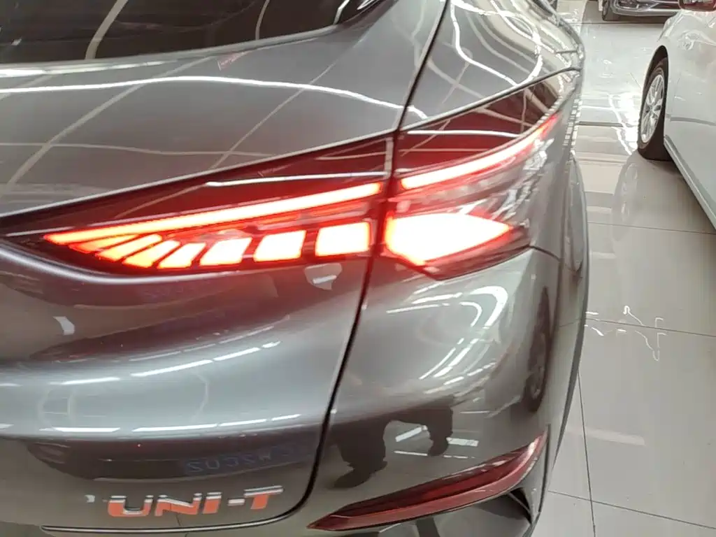 Changan UNI-T — миниатюра 8