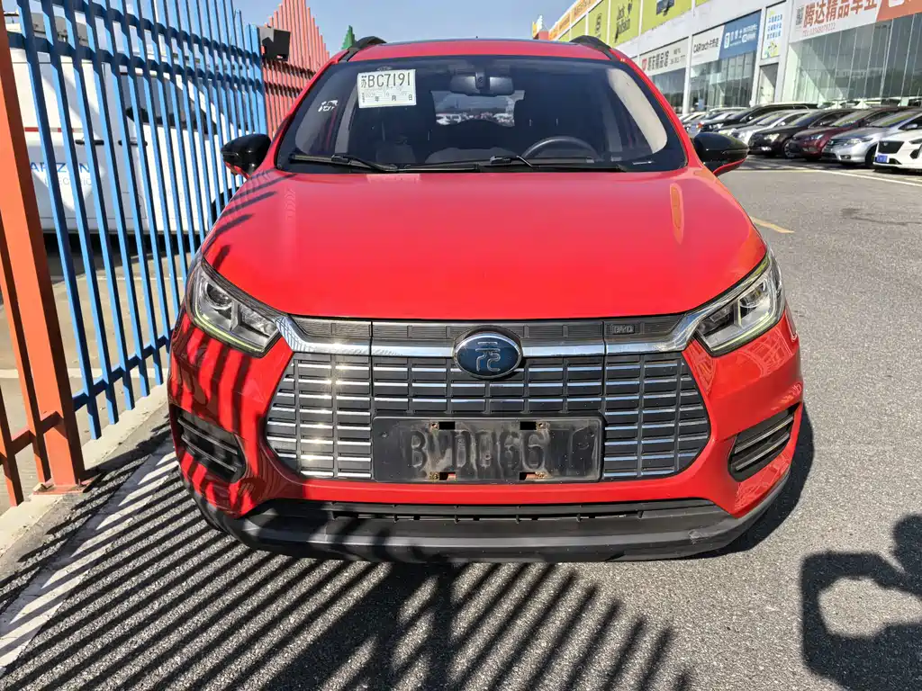 BYD Yuan EV — миниатюра 2