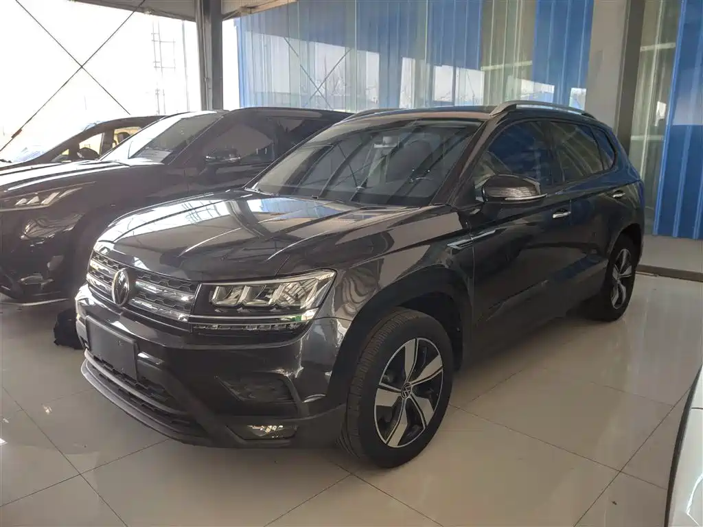 Volkswagen Tharu 2020