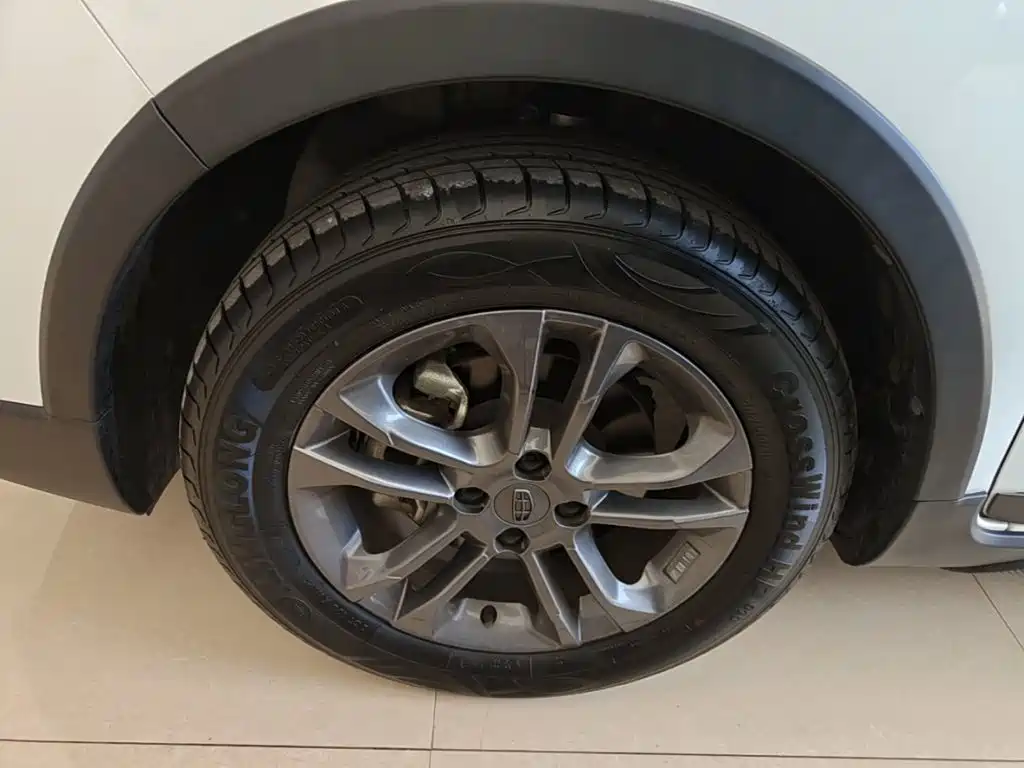 Geely Vision X3 — миниатюра 23