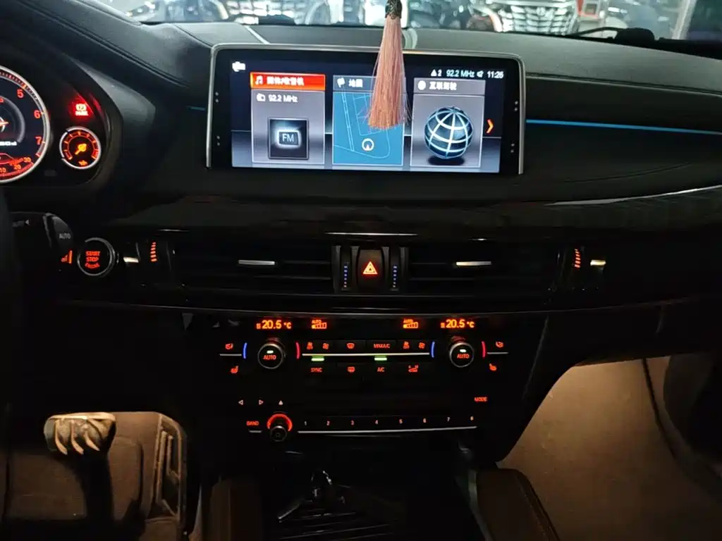 BMW X6 — миниатюра 13