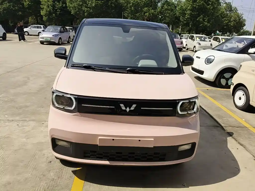 Wuling MINIEV — миниатюра 3