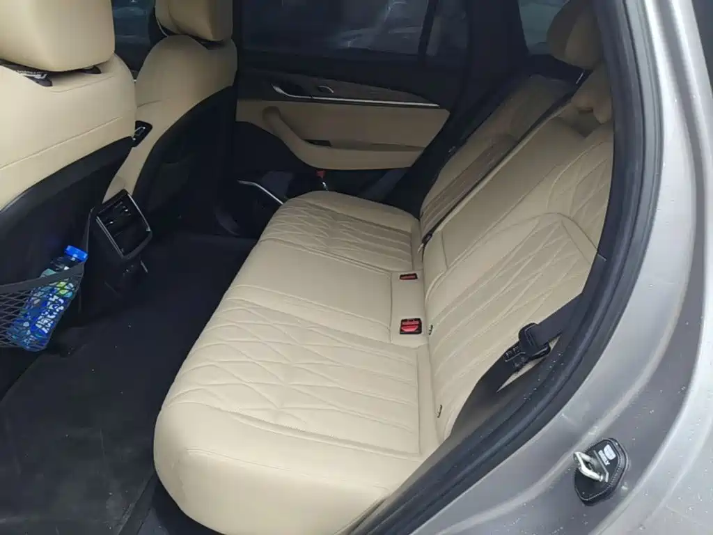Geely Xingyue L — миниатюра 17