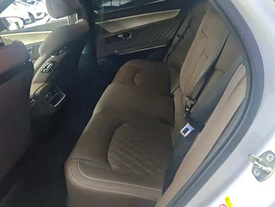 BYD Han — миниатюра 11