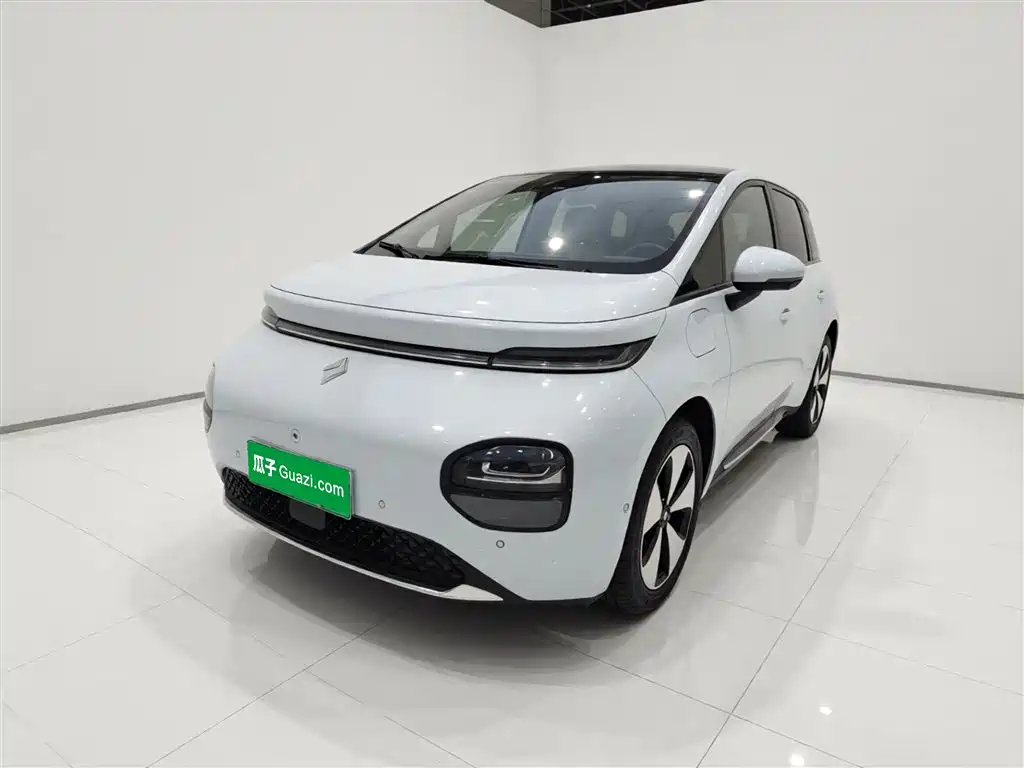 Baojun Yunduo 2023
