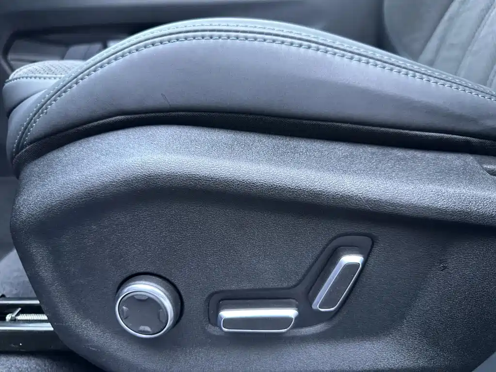 Geely Xingyue L — миниатюра 14