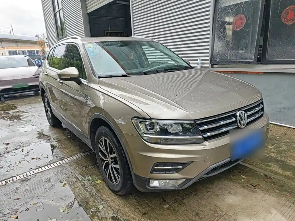 Volkswagen Tiguan L — миниатюра 4