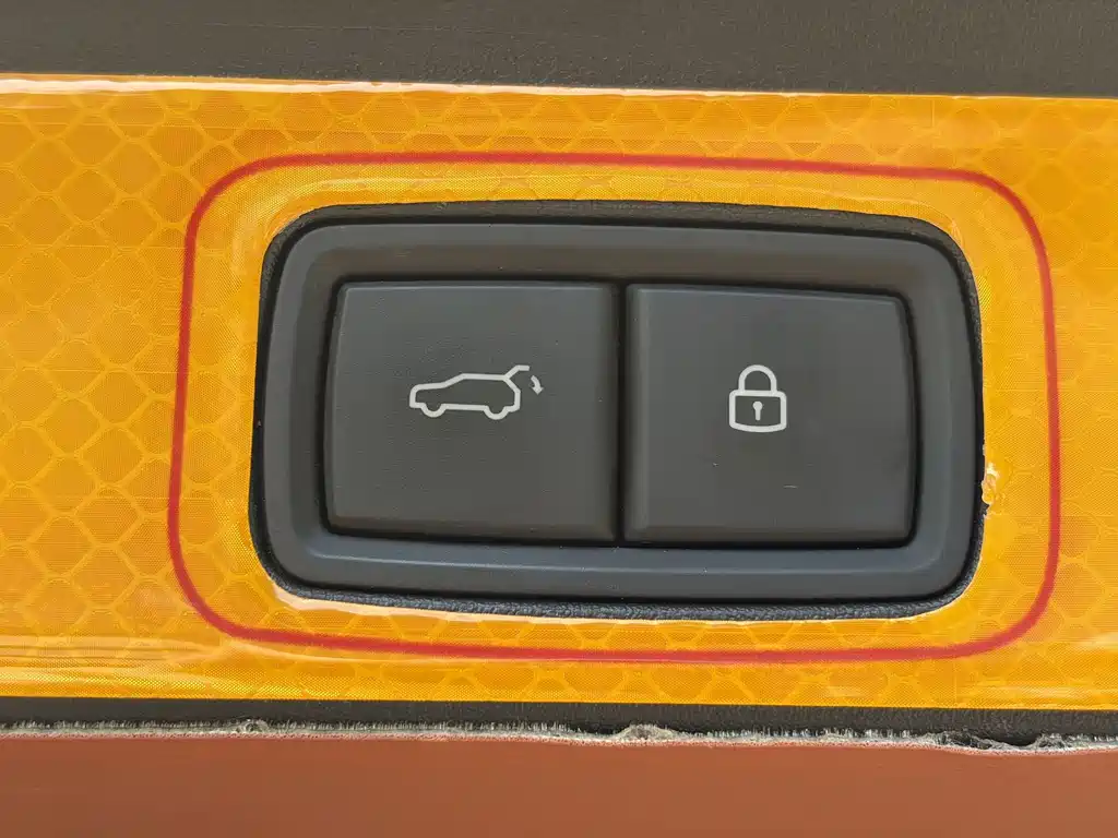 Li Auto Li L8 — миниатюра 12