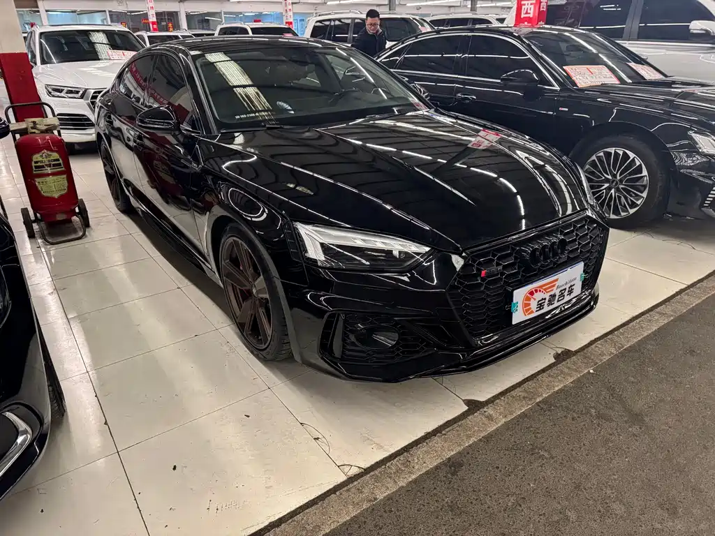 AUDI A5