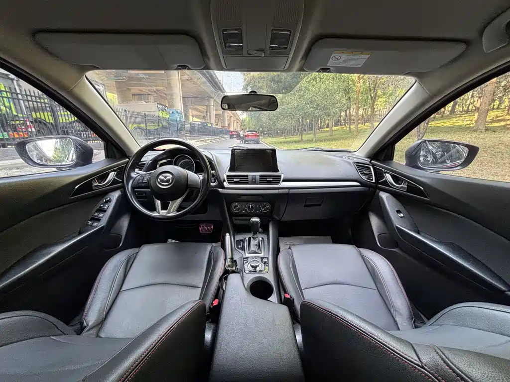 Mazda 3 Axela — миниатюра 9
