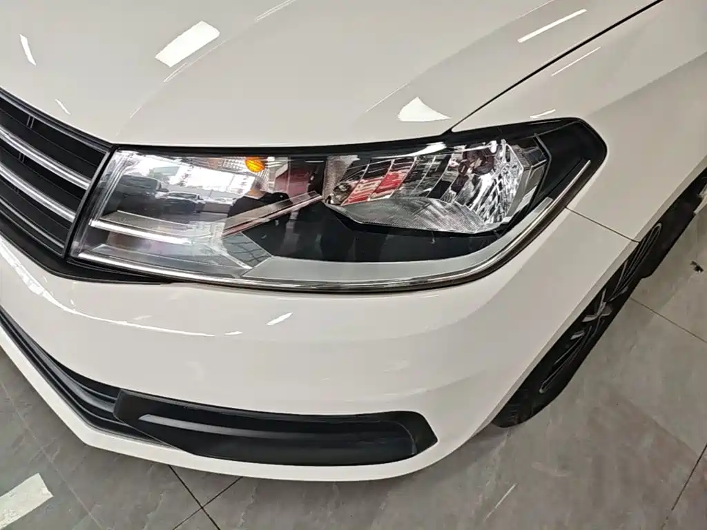 Volkswagen Santana — миниатюра 24