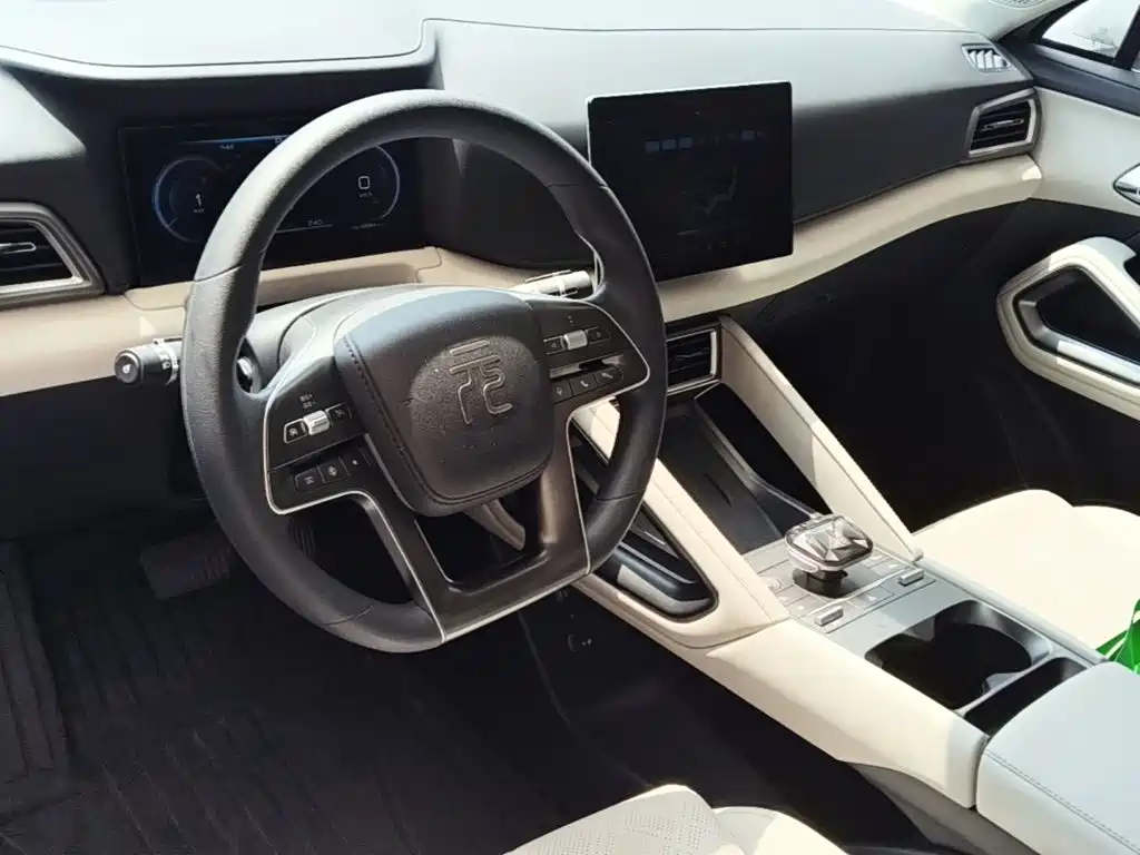 BYD Yuan UP — миниатюра 10