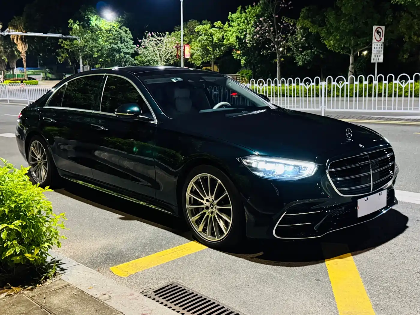 奔驰S级 2022款 改款 S 450 L 4MATIC 2022