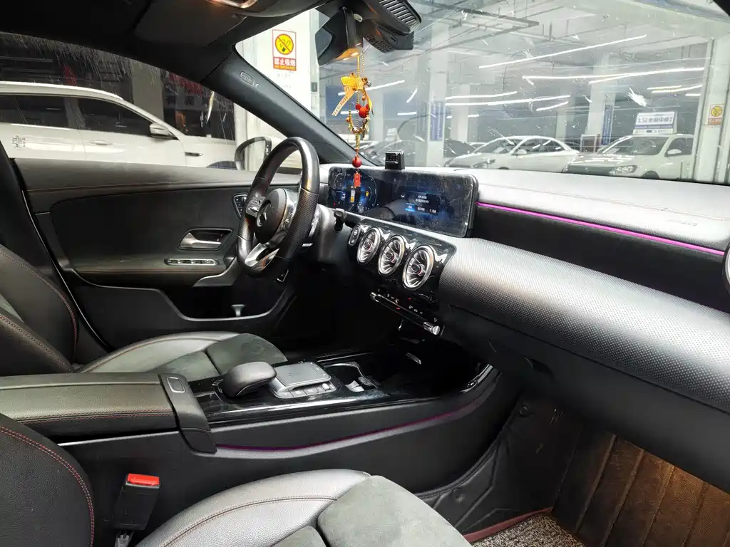 Mercedes-Benz CLA (Import) — миниатюра 9