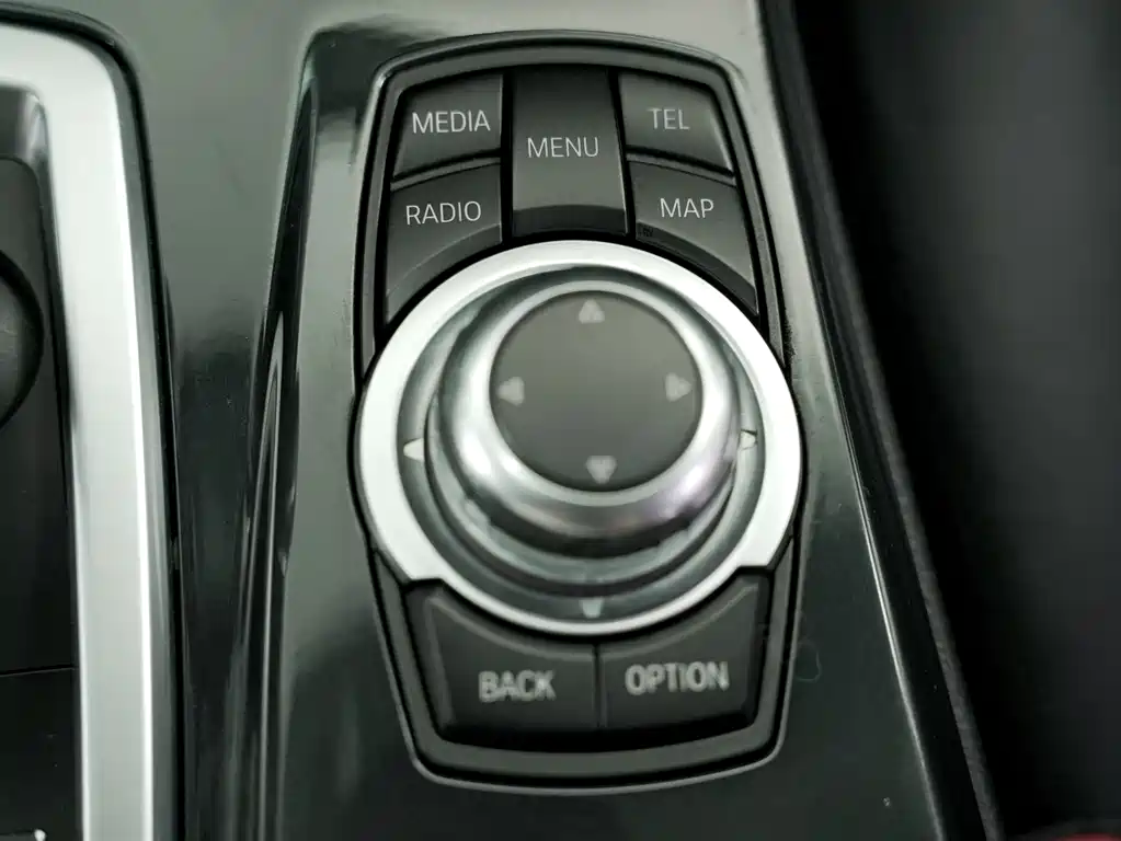 BMW 5 Series 5 2014 520i Elegant