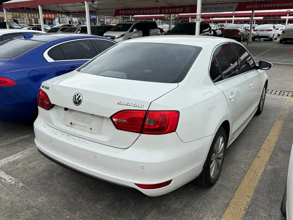 Volkswagen Sagitar — миниатюра 2