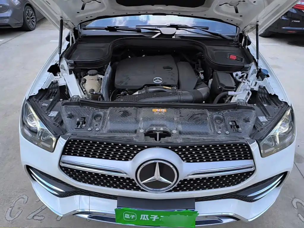 Mercedes-Benz GLE (Import) — миниатюра 20