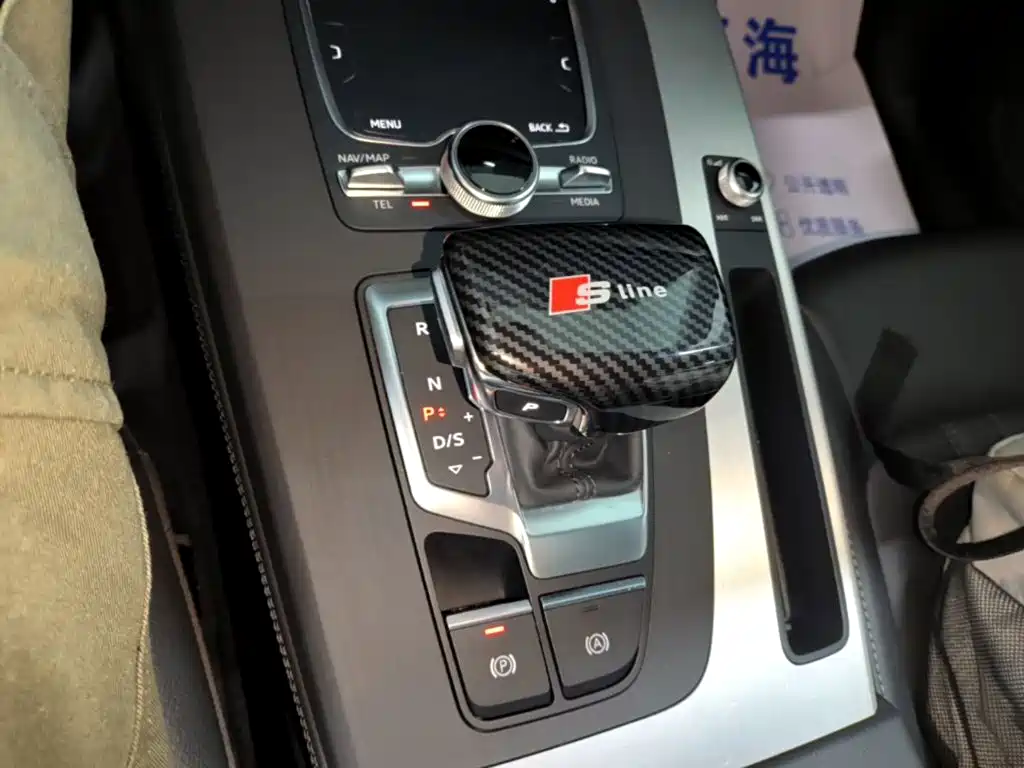 Audi Q5L — миниатюра 14