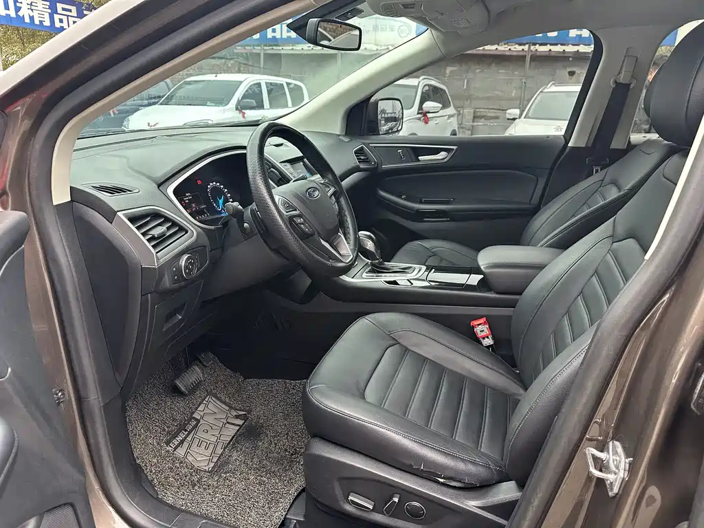 Ford Edge — миниатюра 5