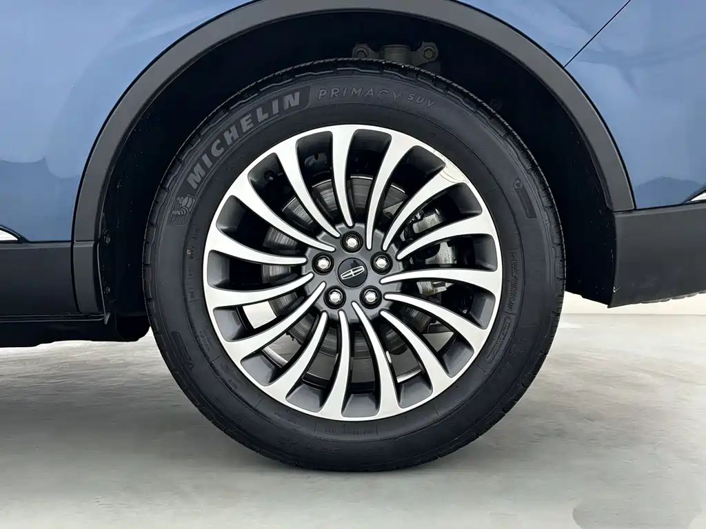 Lincoln Aviator — миниатюра 19
