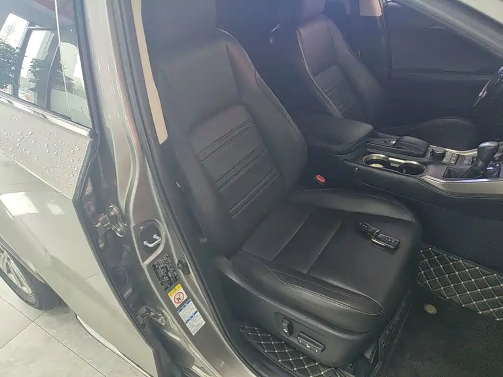 Lexus NX — миниатюра 25