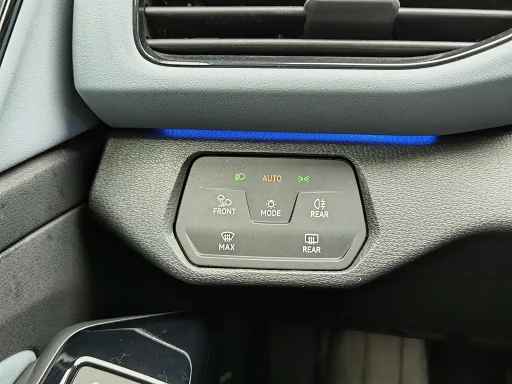 Volkswagen ID.4 X — миниатюра 21