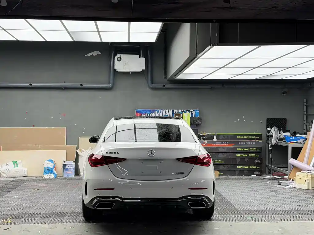 Mercedes-Benz C-Class — миниатюра 8