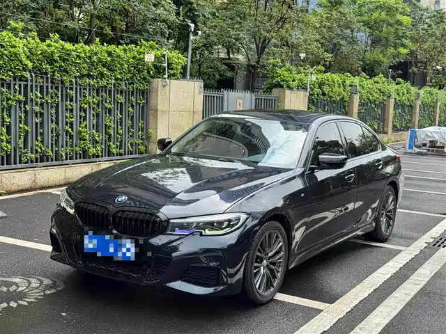 BMW 3-Series 2020 325i M — фото 1