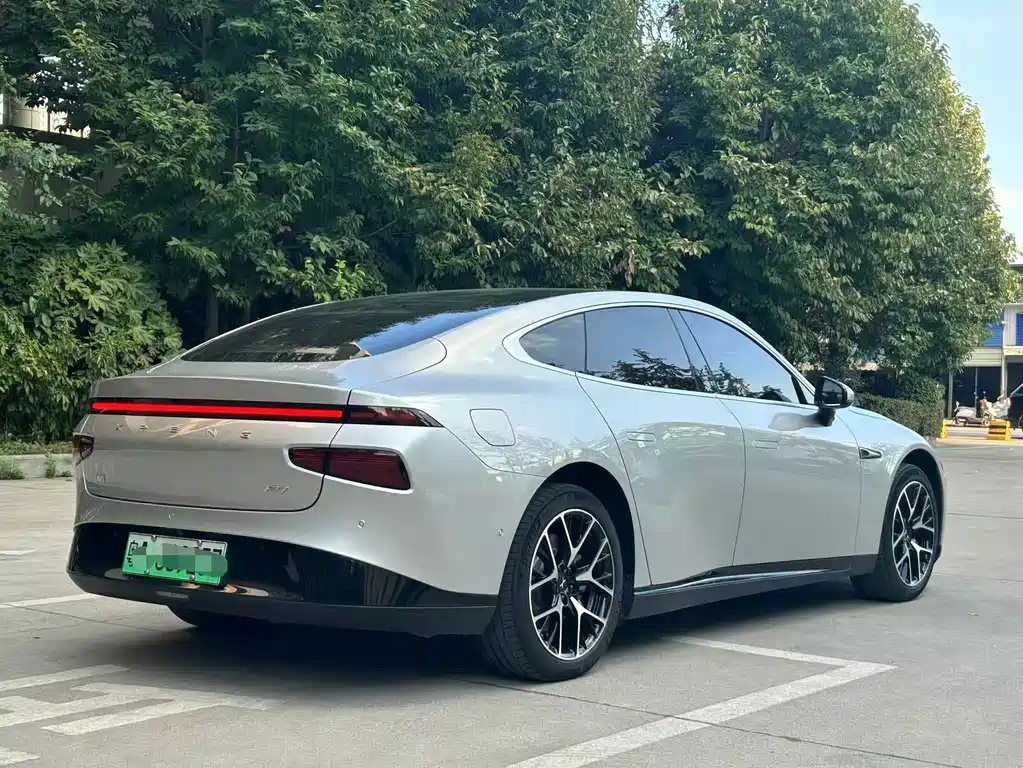 XPeng P7 — миниатюра 5