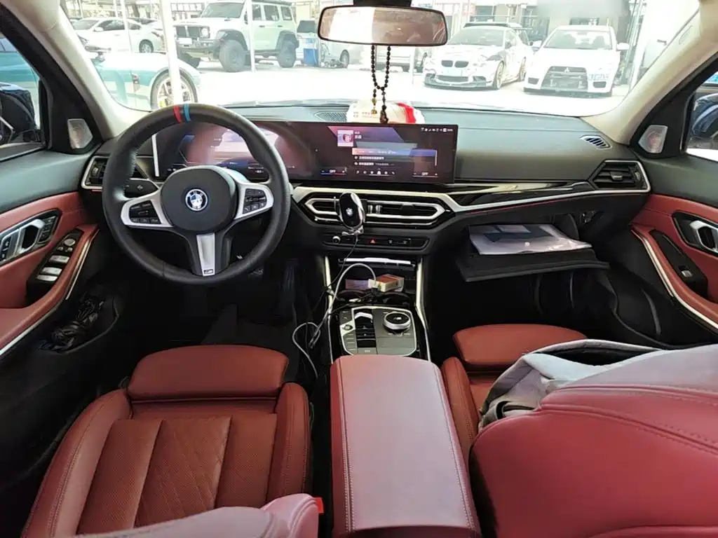 BMW i3 — миниатюра 10
