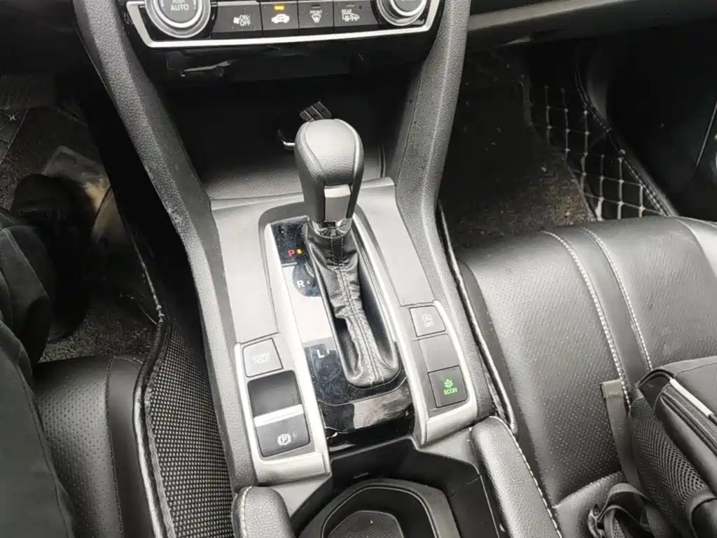 Honda Civic — миниатюра 14