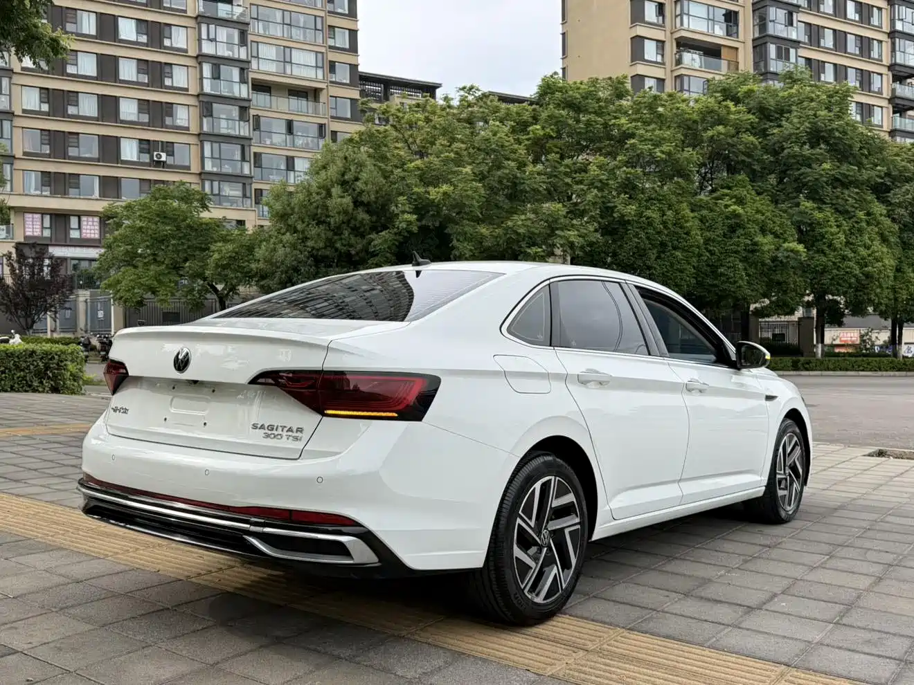 Volkswagen Sagitar