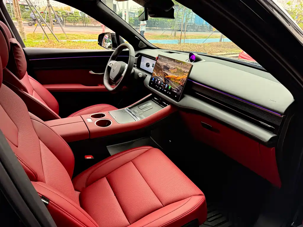 AITO ASK THE WORLD M5