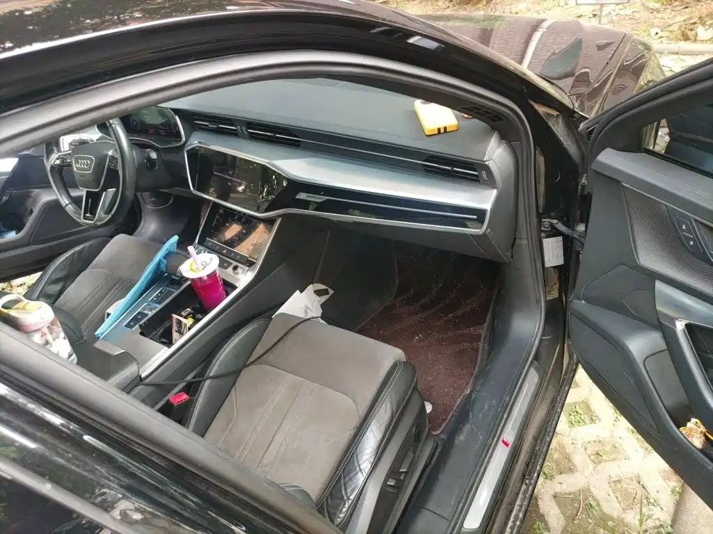 Audi A6L — миниатюра 18