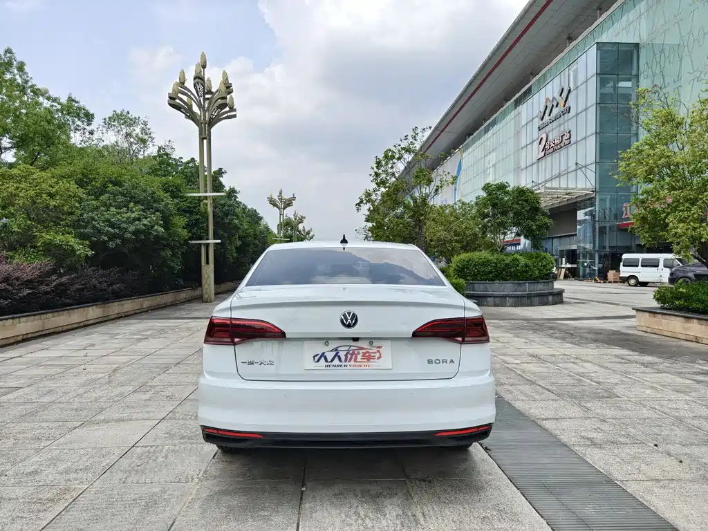 Volkswagen Bora 2021 1.5L AT Fashion Smart Connect