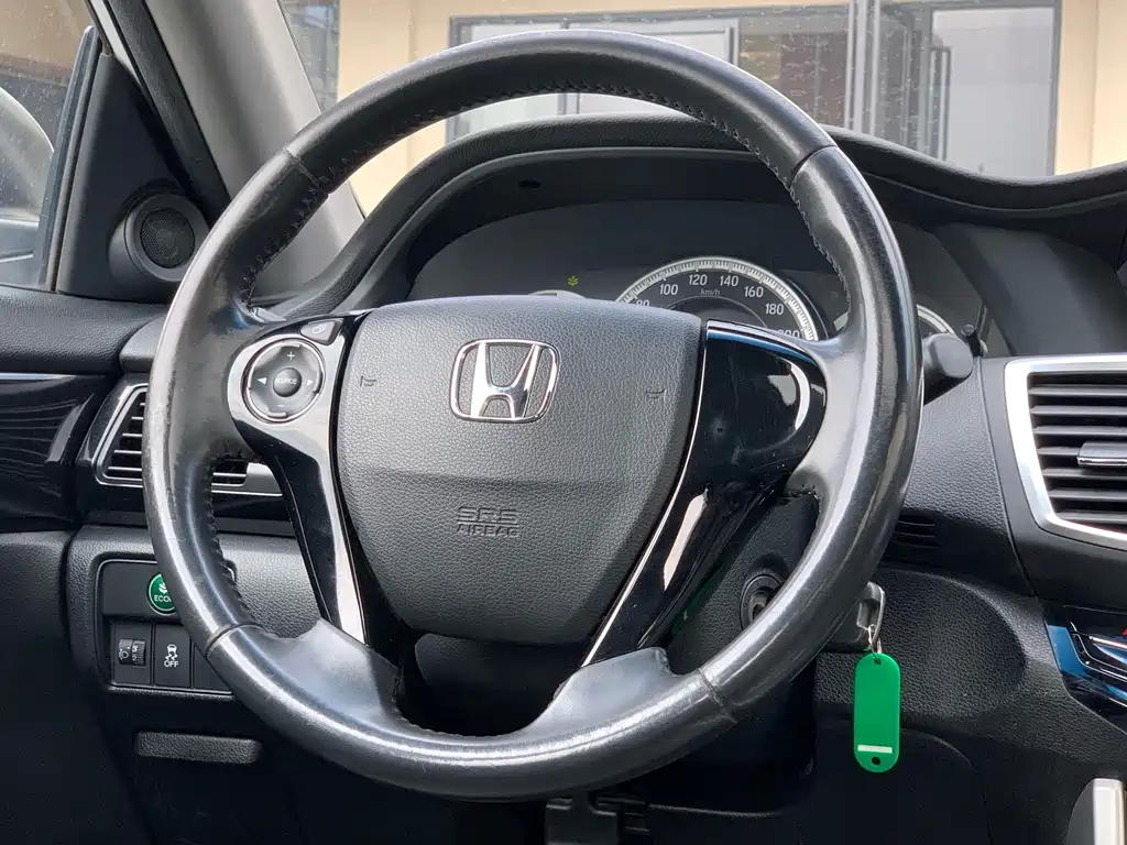Honda Accord — миниатюра 19