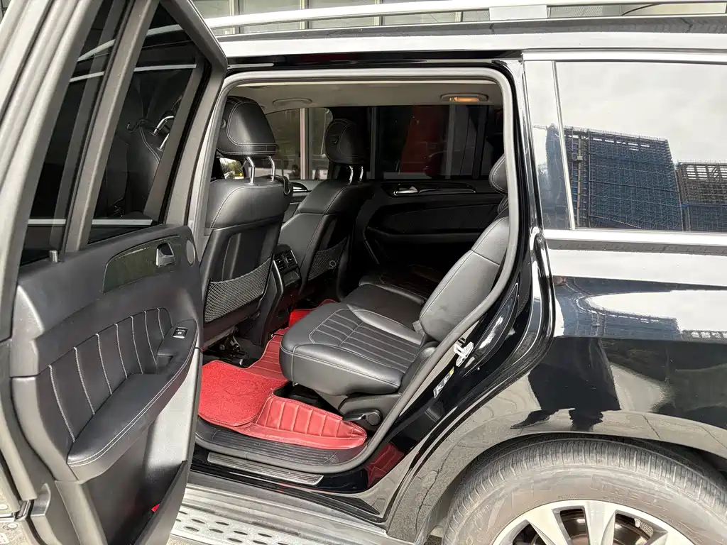 Mercedes-Benz GL-Class — миниатюра 10