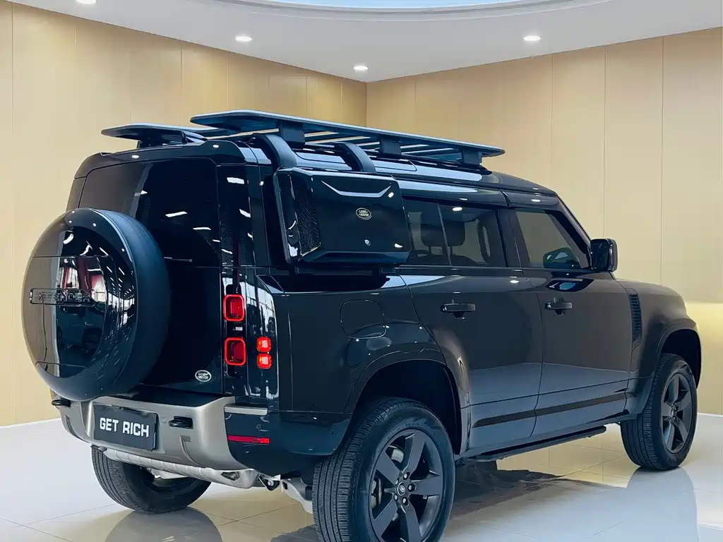Land Rover Defender — миниатюра 9
