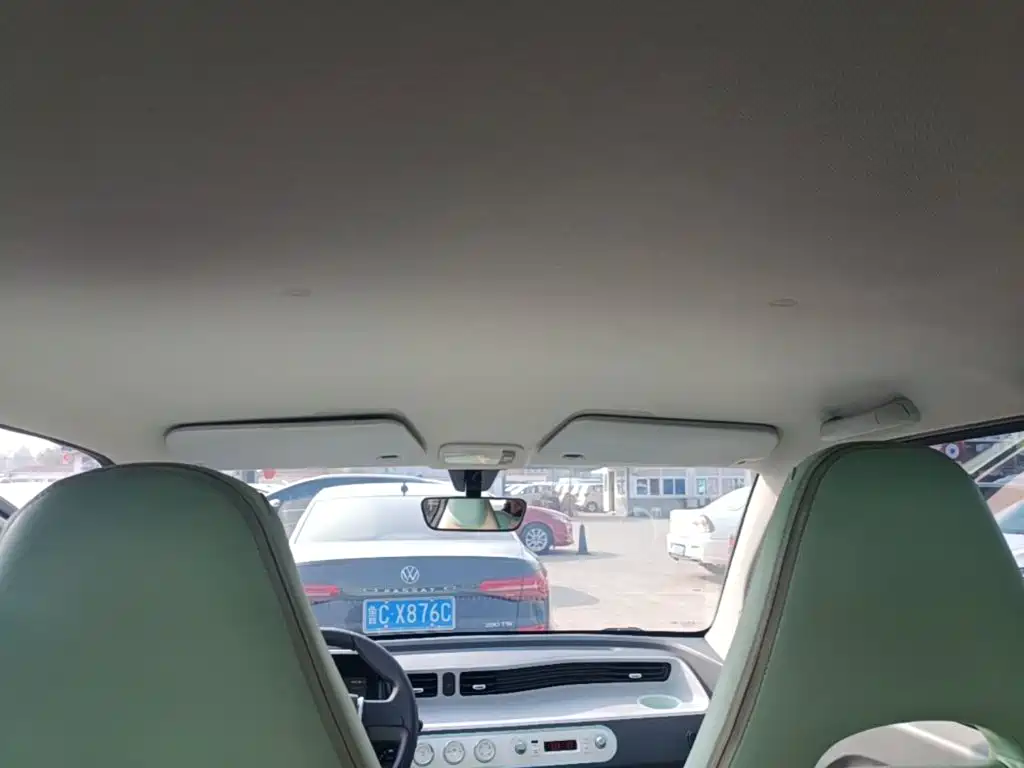 Wuling MINIEV — миниатюра 18