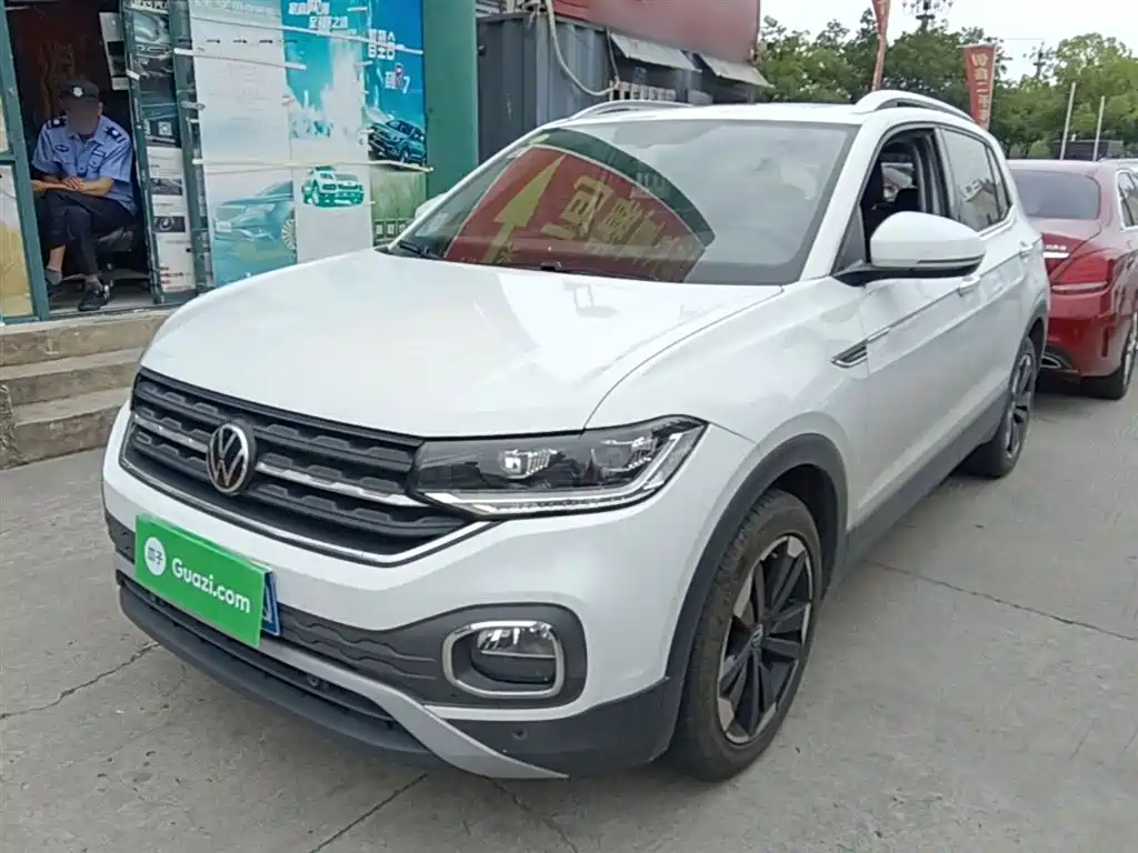 Купить Volkswagen Tacqua