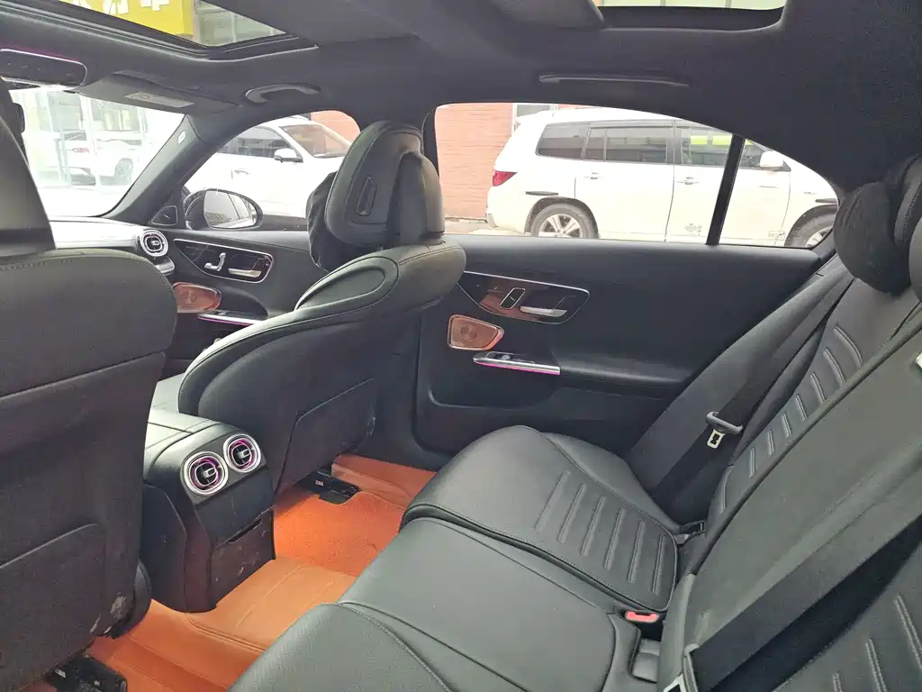 MERCEDES-BENZ C CLASS